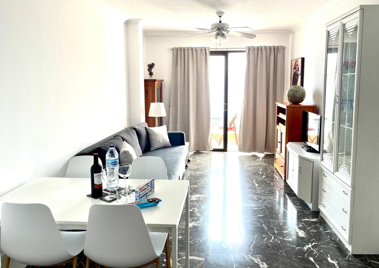 Luxury Apt. With Stunning Sea View Apartament Acantilado de los Gigantes